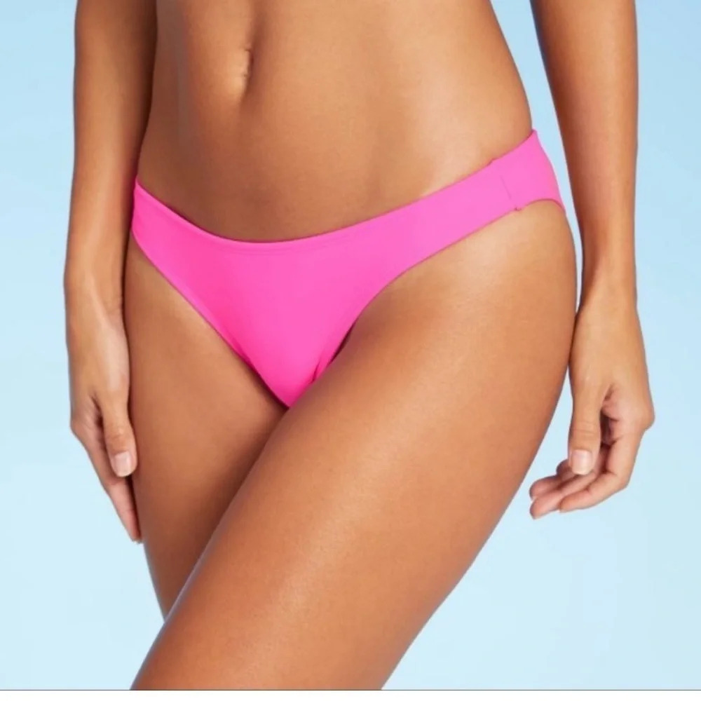 Xhiliration, S,NWT, pink cheeky, low rise, bikini bottom, durable, stro…‎